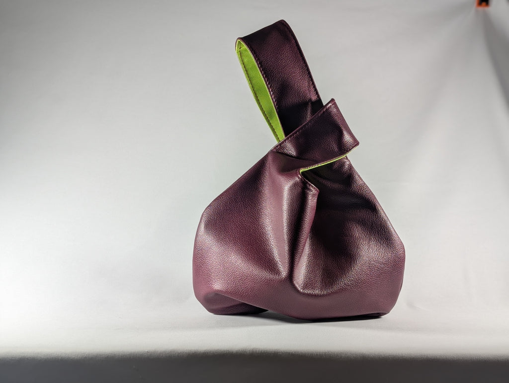 Knot-a-Bag
